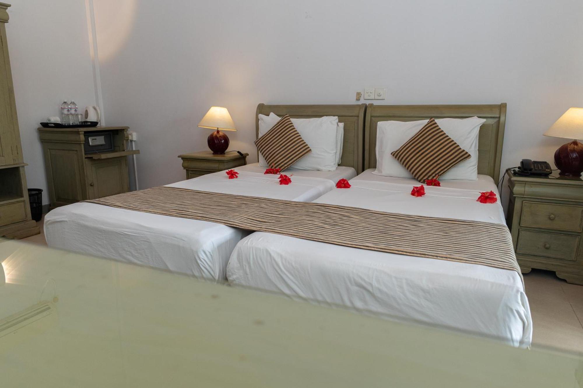 Paradise Beach Club Mirissa Luaran gambar