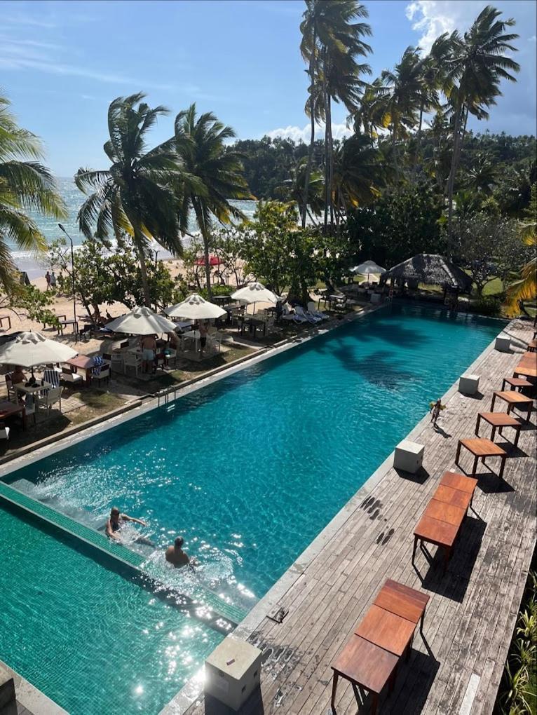 Paradise Beach Club Mirissa Luaran gambar