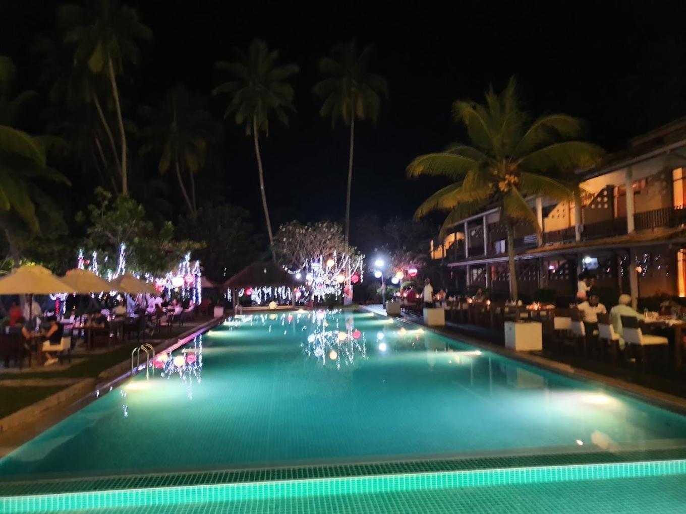 Paradise Beach Club Mirissa Luaran gambar